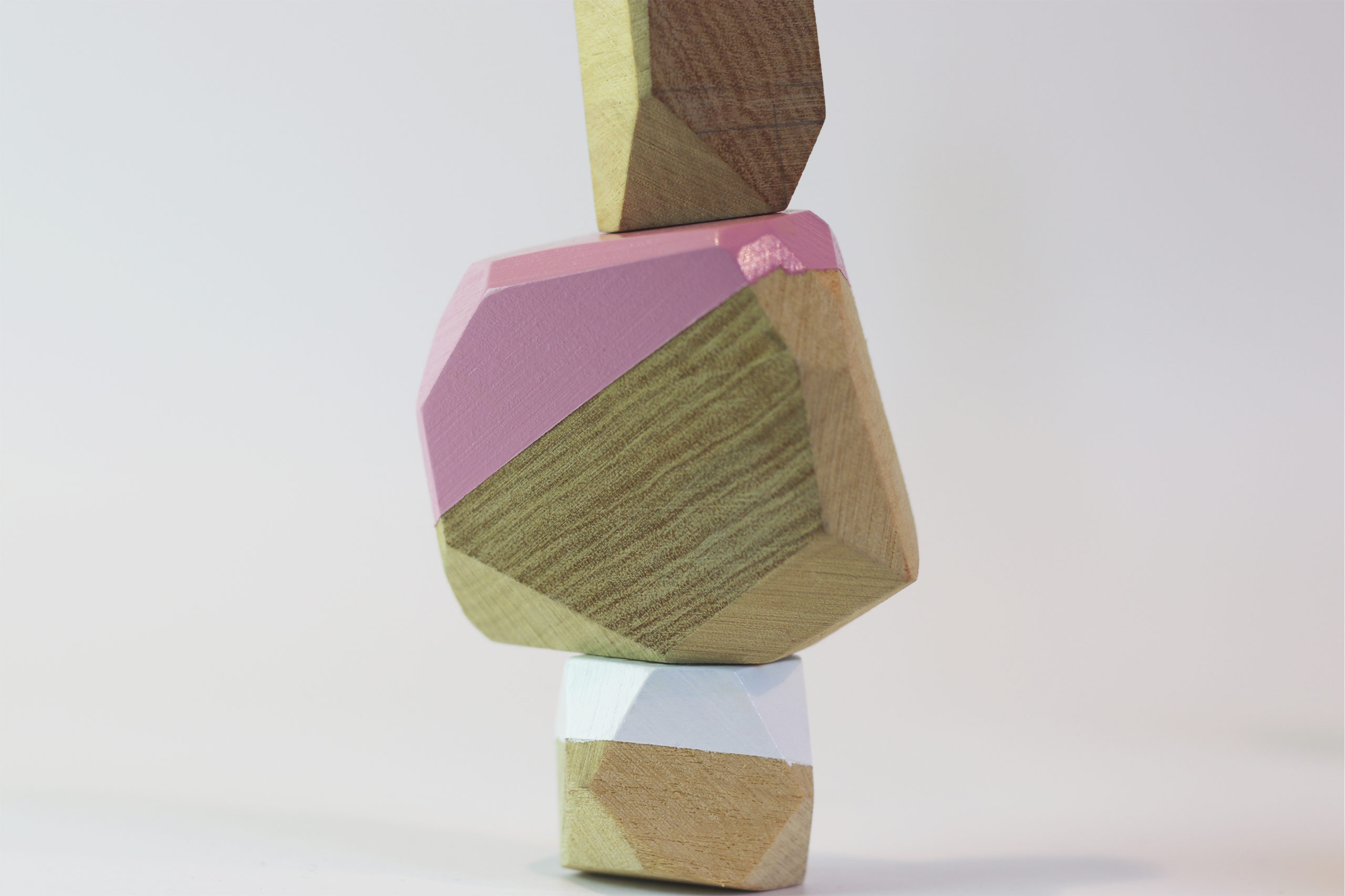 Jeux d'équilibre en pierre de bois de chêne.